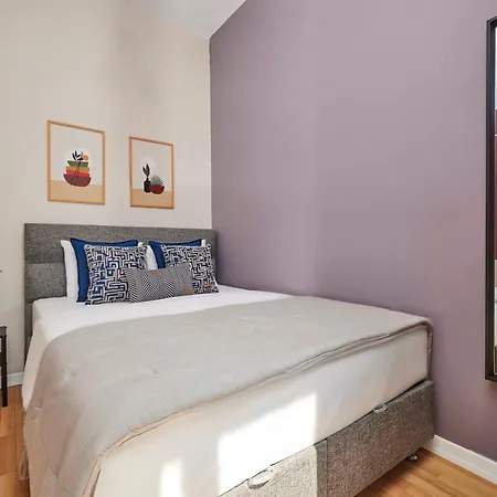 Comfortable 2br Flat In Nisantasi Near Metro شقة