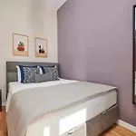 Comfortable 2br Flat In Nisantasi Near Metro Apartmán